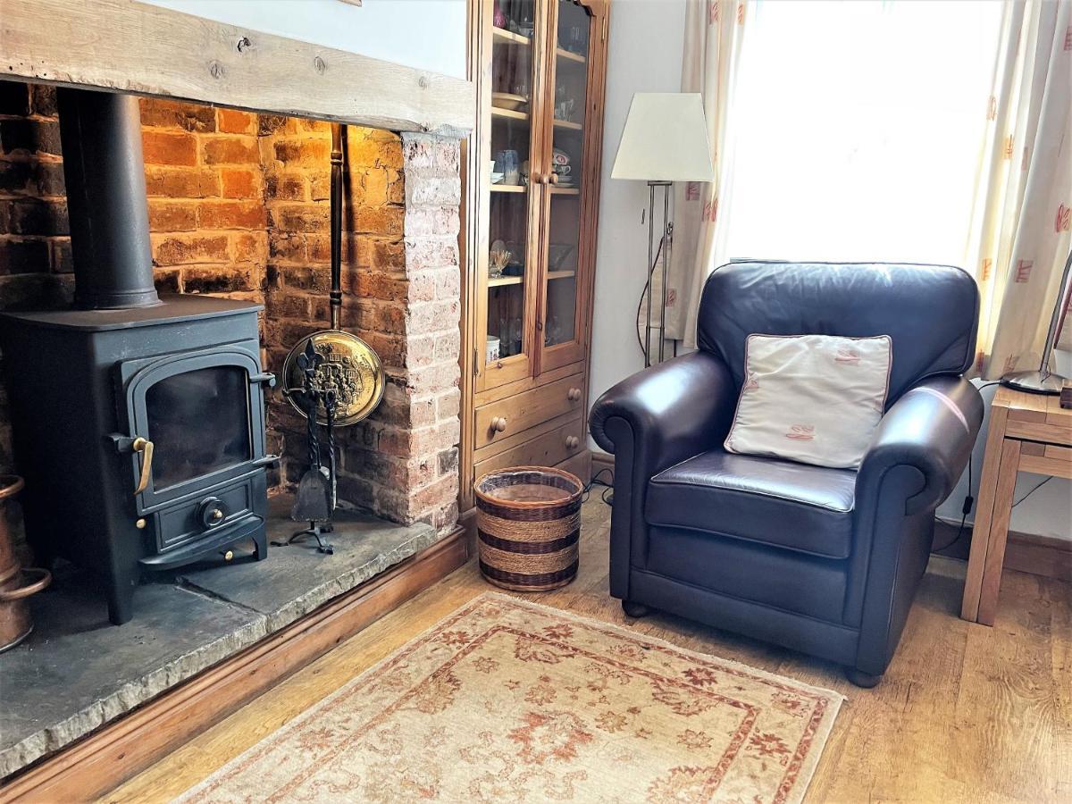 Pass The Keys Cosy Cottage With Views Over The Shropshire Hills Ludlow Exterior foto